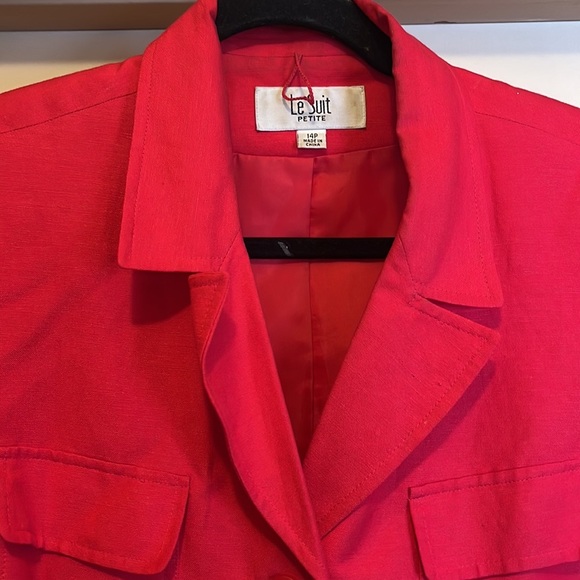 Le Suit Petite size 14P red suit jacket - Picture 3 of 9